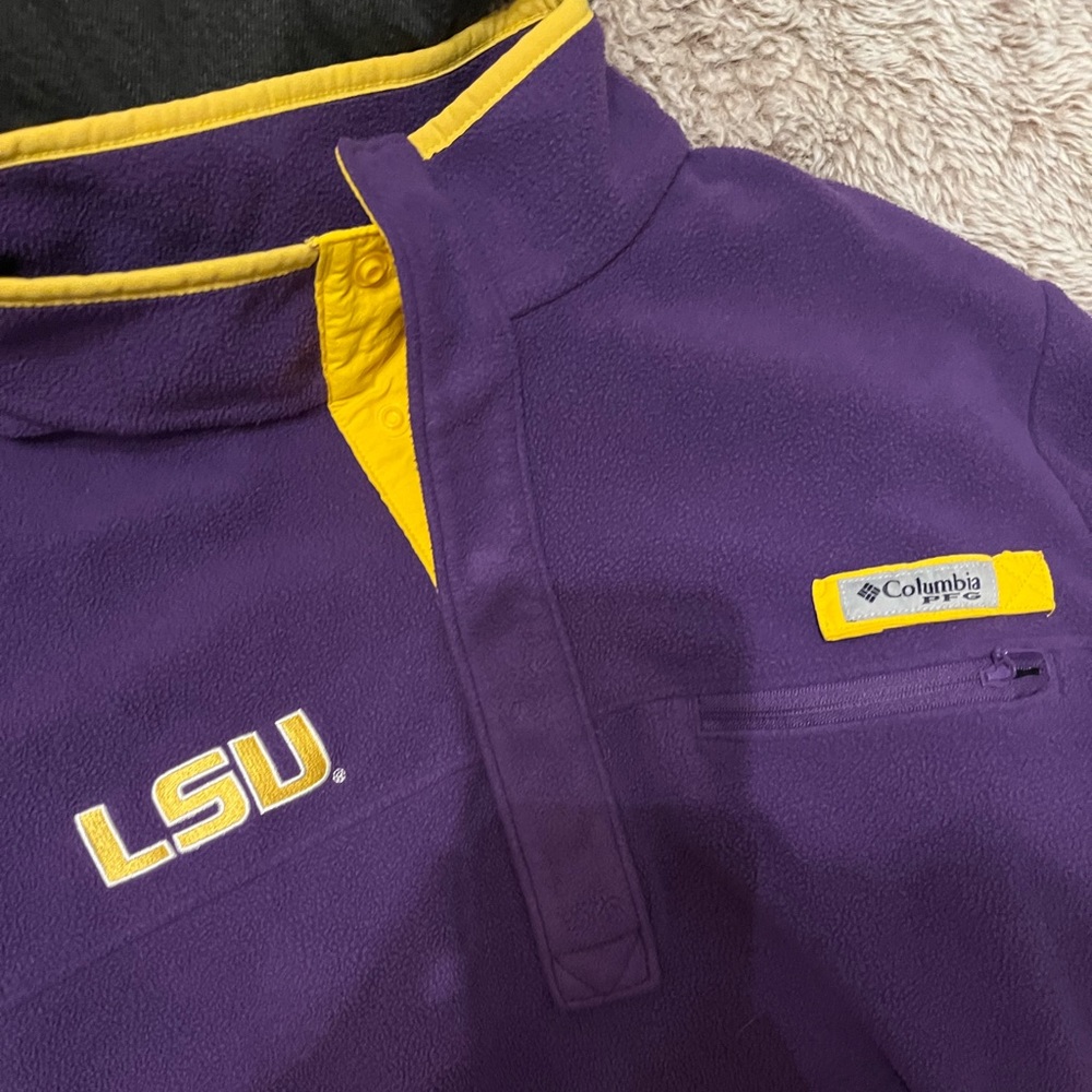 LSU Columbia Quarter button
